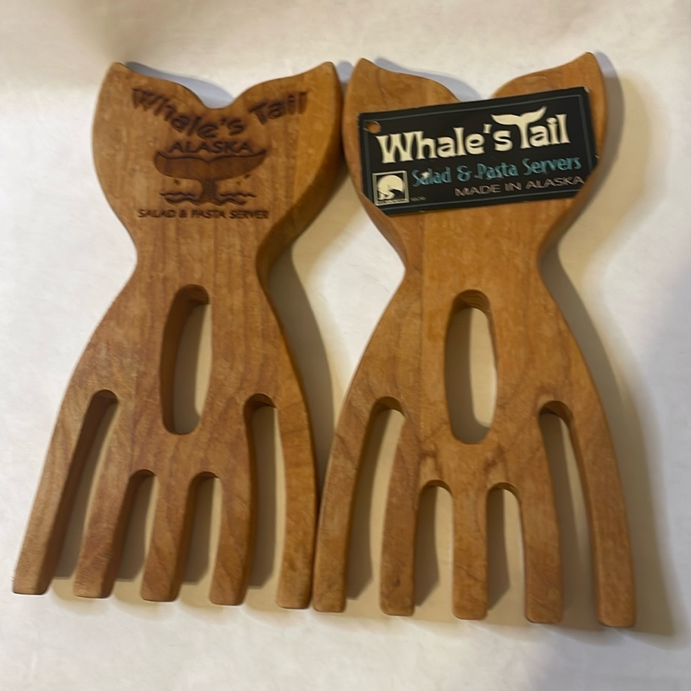 Whale's Tail Alaska Wood Salad & Pasta Servers